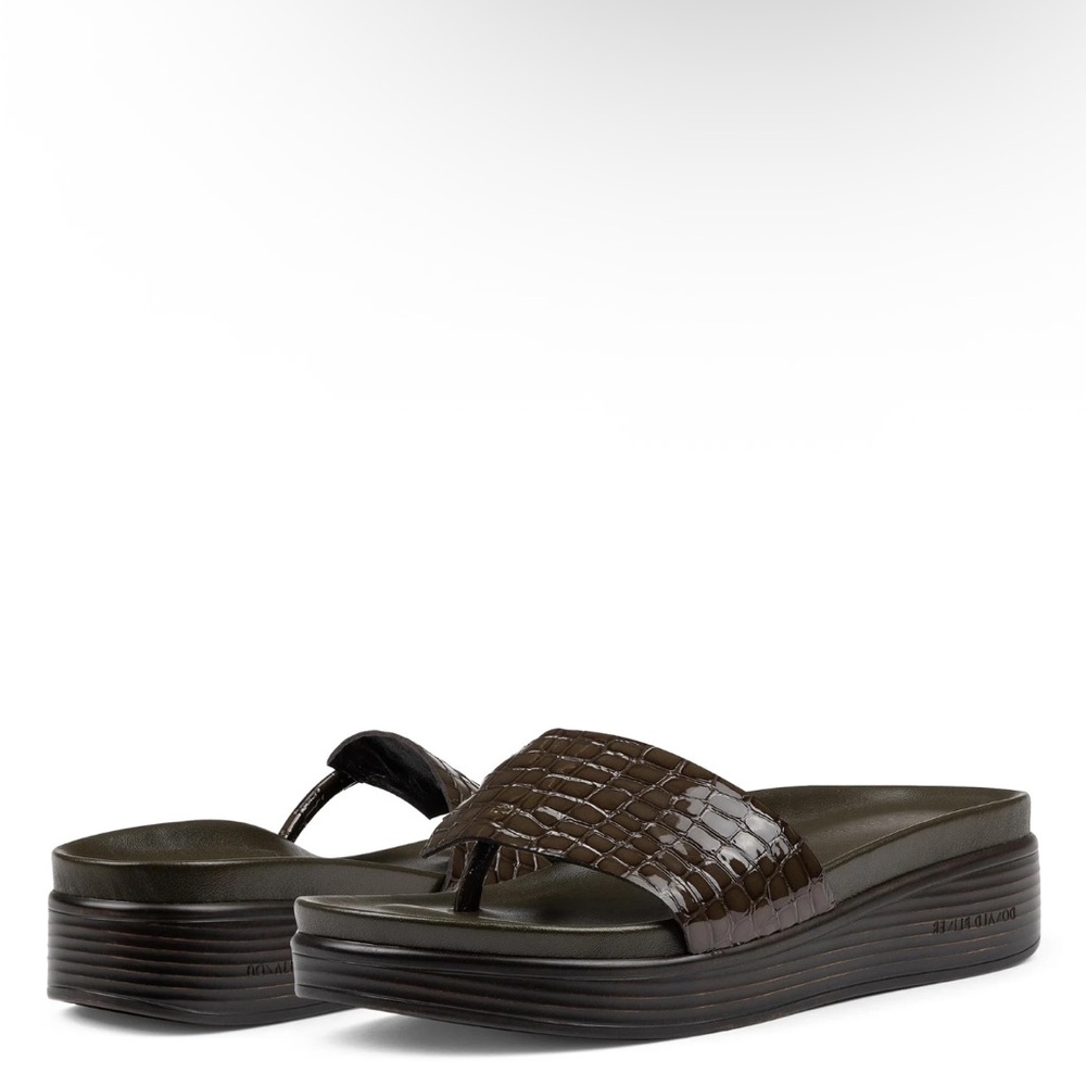 Donald Pliner Fifi Slide Sandals
